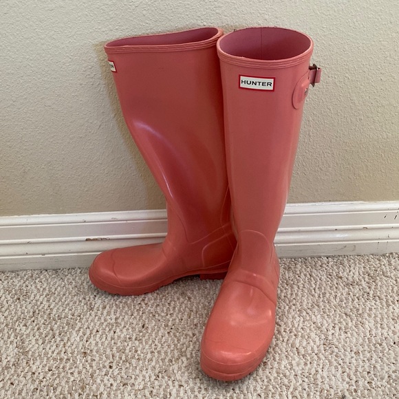 Hunter Shoes - Pink Hunter Boots - size 8